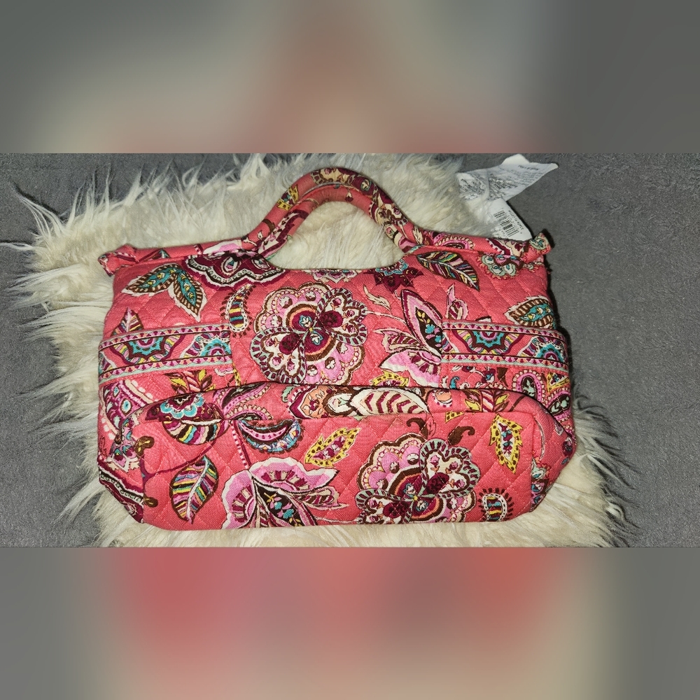 FINAL PRICE!! Vera bradley purse !! - Picture 1 of 16